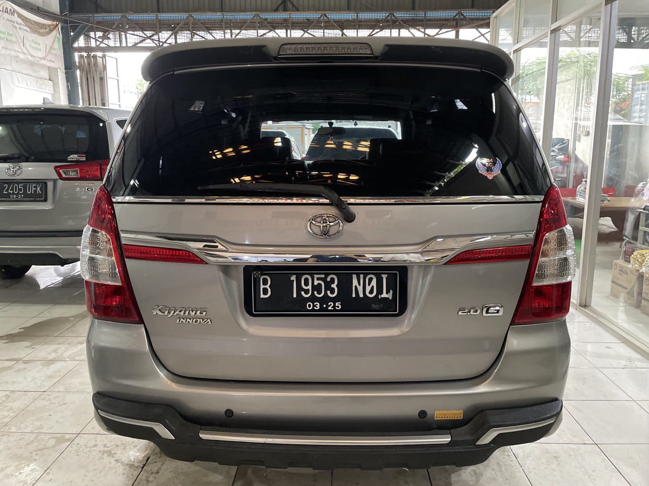 Toyota Innova G Manual Tahun 2015 Tangan Pertama Warna Silver metalik  5